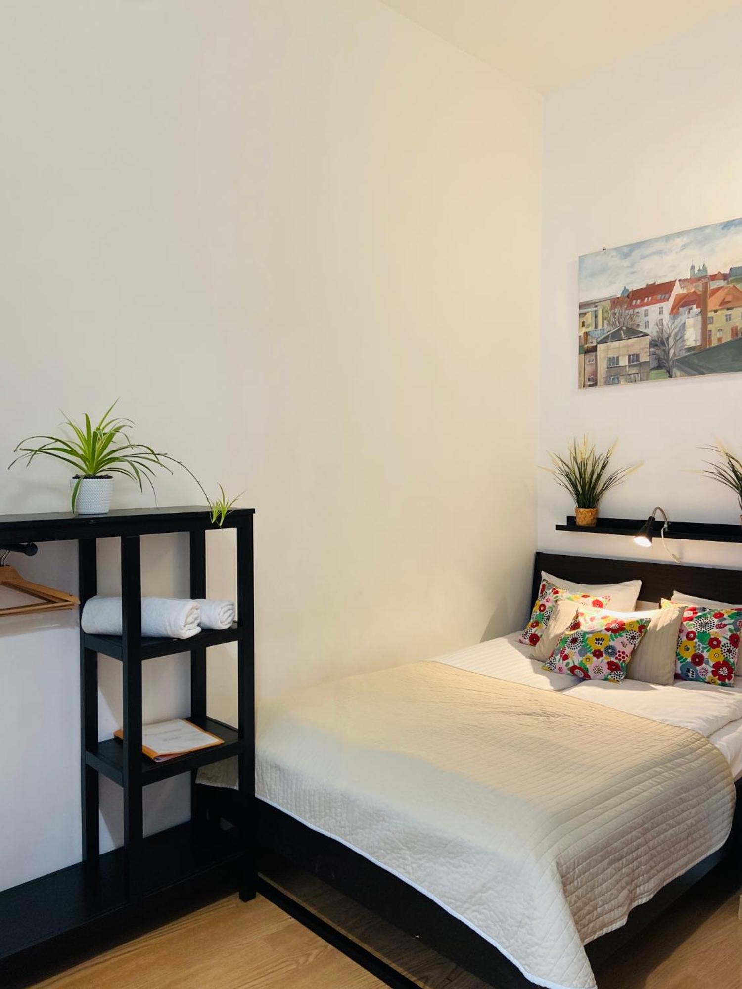 Krakow Apartments & Rooms Kültér fotó
