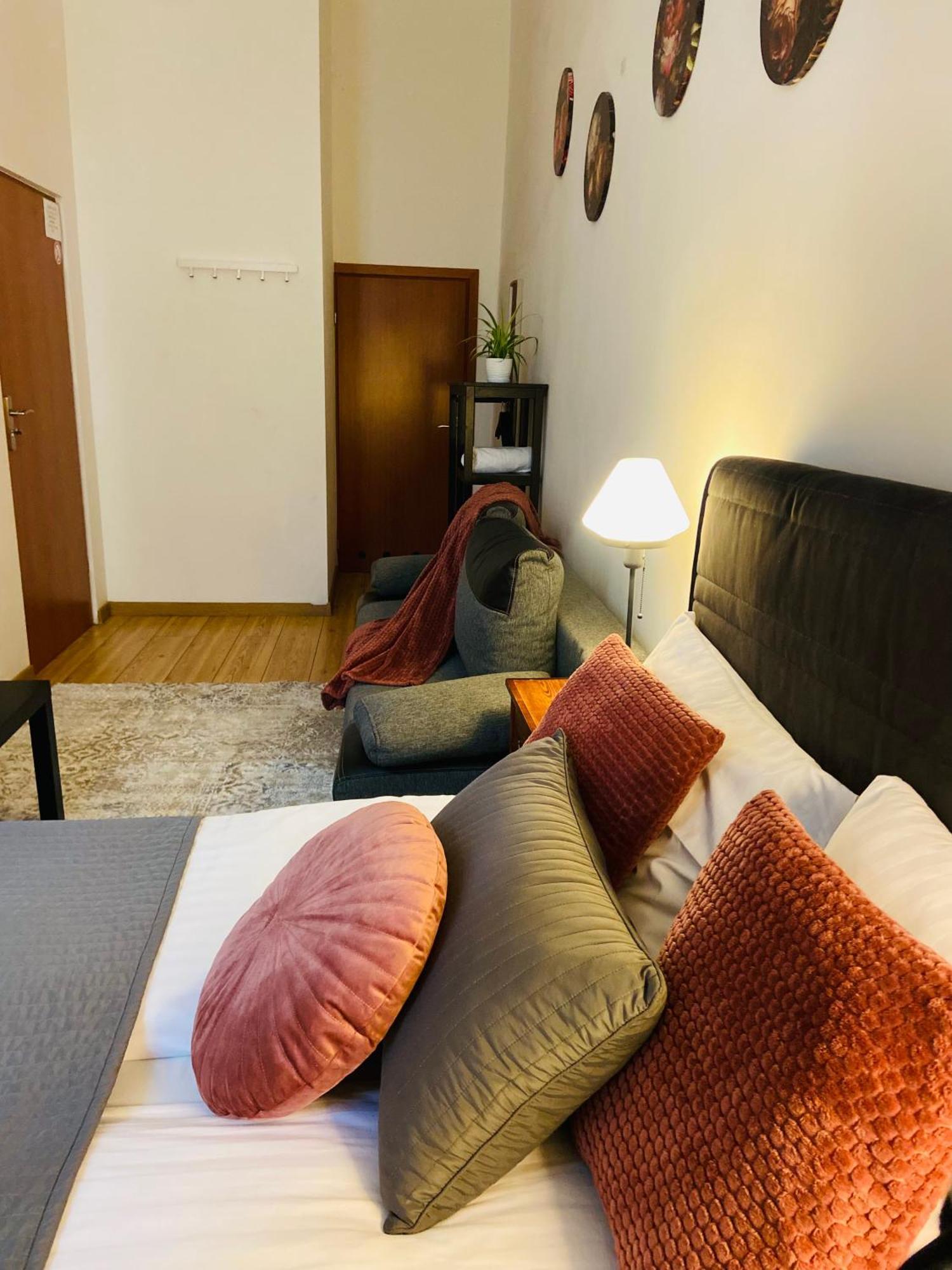 Krakow Apartments & Rooms Kültér fotó