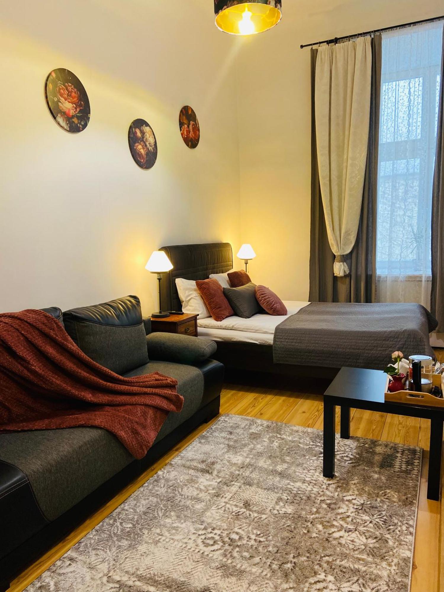 Krakow Apartments & Rooms Kültér fotó